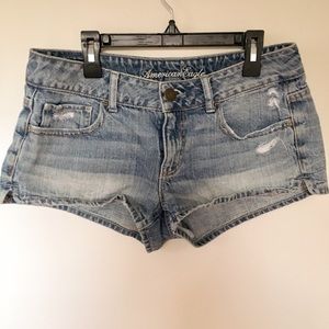 Lightwash Short Shorts